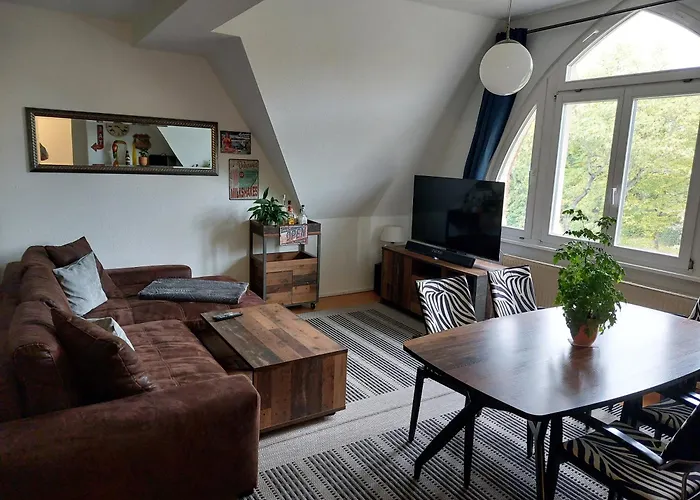 Wohnung In Zentraler Lage Mit Blick Ins Gruene